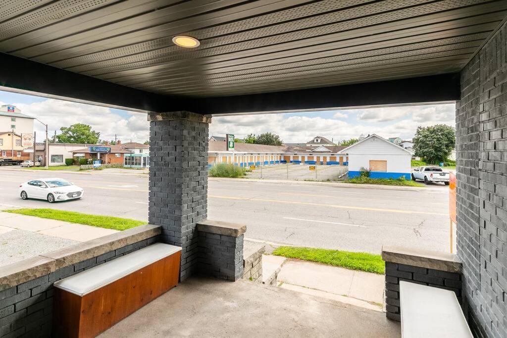 Modern House Newly Furnished 3 Mins Drive To Fall Niagara Falls Exteriér fotografie